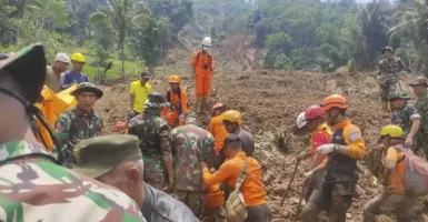 3 Korban Longsor di Bandung Ditemukan Meninggal, 7 Orang dalam Pencarian