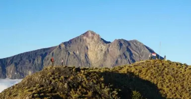 Jalur Pendakian Gunung Rinjani Kembali Dibuka Mulai Hari Ini