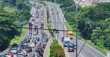 Sistem One Way Berlaku dari Gerbang Tol Kalikangkung Semarang hingga Bawen