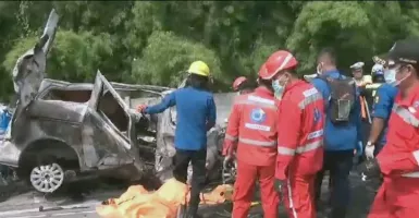 Innalillahi, 9 Orang Meninggal dalam Kecelakaan di Tol Jakarta-Cikampek KM 58