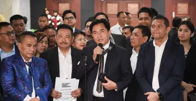 Tim Hukum: Yusril Ihza Mahendra Bertemu Prabowo Subianto Laporkan Hasil di MK