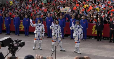 Penerbangan Luar Angkasa Berawak Meluncur, Misi 2030 China Kirim Astronot ke Bulan
