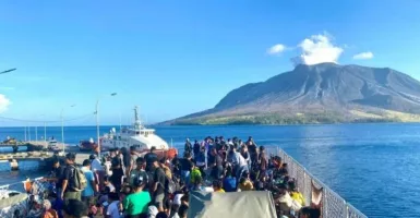 Hoaks Pulau Tagulandang Tenggelam Akibat Erupsi Gunung Ruang