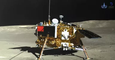 China Luncurkan Wahana Penjelajah Bulan untuk Mengambil Sampel