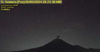 Gunung Semeru Erupsi, Keluarkan Abu Vulkanik Setinggi 1.000 Meter