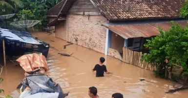 Astaga! 1.500 Rumah Warga di OKU Sumatra Selatan Terendam Banjir, Ketinggian hingga 2 Meter