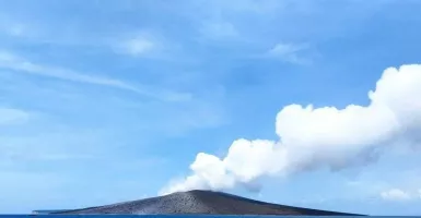 Status Gunung Anak Krakatau Jadi Waspada