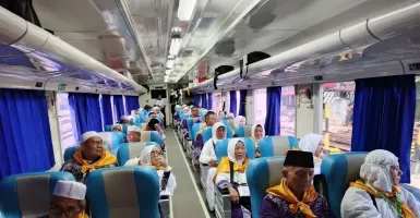 Calon Haji Asal Labuhanbatu Sumut Dilayani Naik Kereta Luar Biasa