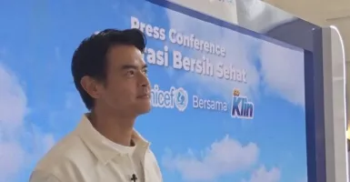 Dion Wiyoko Ajak Orang Tua Ikut Aksi Sanitasi di Sekolah