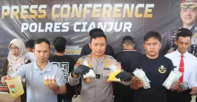Sebuah Vila di Puncak Disulap Jadi Pabrik Obat Terlarang, 4 Pelaku Ditangkap