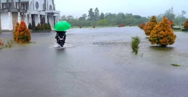 BMKG: Sebagian Besar Wilayah Indonesia Berawan dan Hujan Ringan hingga Lebat