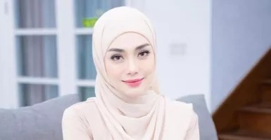 Celine Evangelista Jadi Mualaf Bukan Karena Keluarga