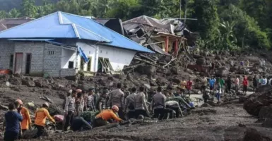 Banjir Bandang Terjang Ternate, 13 Warga Meninggal Dunia