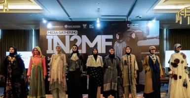 Tampil di Paris, Desainer IN2MF Gaungkan Konsep Sustainability Fashion dan Wastra Nusantara