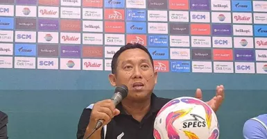 Persela Lamongan Gagal Menang di Kandang Sendiri, Pelatih Minta Maaf