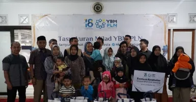 YBM PLN UIP JBT Salurkan 80 Paket Bantuan dalam Program 'Senyum Sehat Anak Indonesia'