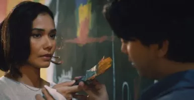 Adinia Wirasti Tertantang Bintangi Film Hidup Ini Terlalu Banyak Kamu