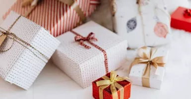 Tips Berikan Hadiah Spesial Akhir Tahun Tanpa Menguras Kantong