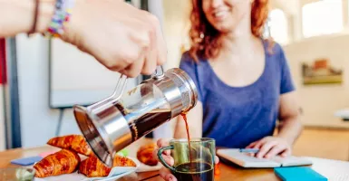 3 Tips Membuat Kopi Lebih Sehat, Tetap Nikmat dan Praktis