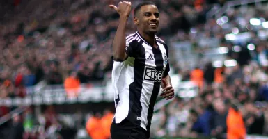 Diincar Liverpool dan Arsenal, Alexander Isak Mengaku Betah di Newcastle United