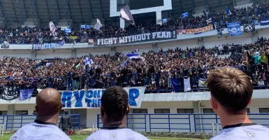 Jelang Duel Klasik Lawan Persija, Bobotoh Tumpah Ruah Dukung Persib di GBLA