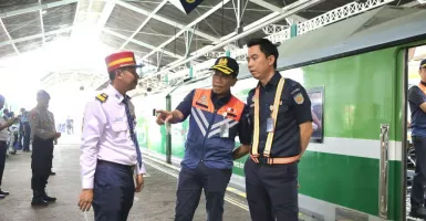 KAI Lakukan Inspeksi di Jalur Selatan, Pastikan Kelancaran Mudik Lebaran 2025