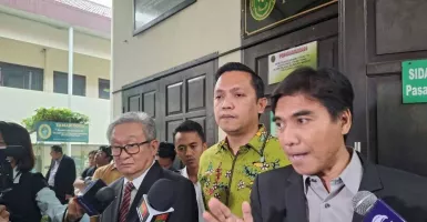 Ronny Talapessy: Serangan Terhadap Hasto Masif Setelah Jokowi Dipecat dari PDIP