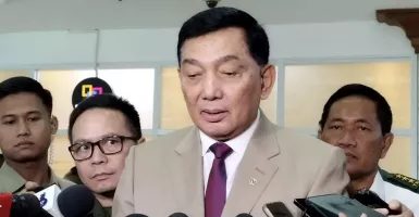 Menhan Ungkap Presiden Prabowo Usulkan TNI Wajib Pensiun Dini Jika Masuk Kementerian