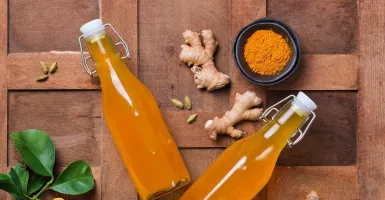 Cara Mudah Membuat Minuman Kunyit dan Jahe, Kesehatan Terjaga