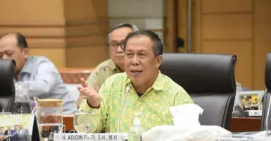 Desak Kemenag Tindak Biro Travel Rugikan Jemaah Haji, PDIP: Cabut Izinnya