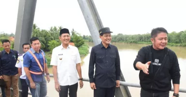 Gubernur Herman Deru Bergerak Cepat Atasi Jalan Terbengkalai Penghubung Muara Enim-Pali-Prabumulih