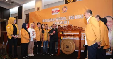 Beri Semangat Kader Laskar Muda Hanura, OSO: Setua Ini Saya Masih Petarung