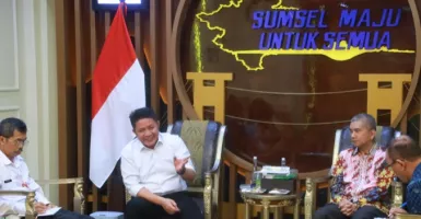 Gubernur Sumsel Herman Deru dan Rektor UNSRI Bahas Kerja Sama Kelembagaan dan Transportasi Mahasiswa
