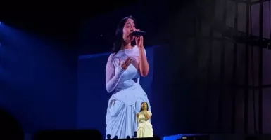 Rossa Kagum Lagu Bernadya Sangat Meledak