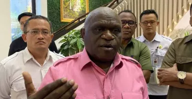 Natalius Pigai Pastikan Kementerian HAM Kontrol Kebenaran Penulisan Ulang Sejarah