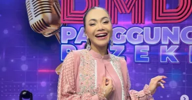 Denada Ngaku Diziinkan Ibunya Operasi Plastik demi Penampilan