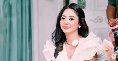 Salah Nyanyikan Lagu Pica-Pica, Dewi Perssik Makin Ramai Job