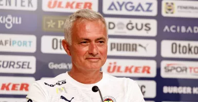 Gianluigi Buffon Larang Timnas Italia Rekrut Jose Mourinho