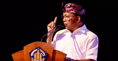 Wayan Koster Akui Ada PHK di Bali, Tapi Bukan di Sektor Wisata