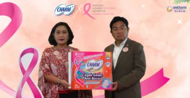 Tangkal Kanker Payudara, Charm Donasikan Hasil Jualan untuk YKPI