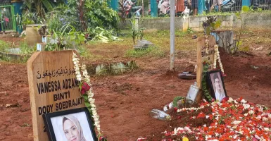 Gala Sky Ucap Perpisahan Sebelum Makam Vanessa Angel Dipindah