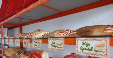 Toko Roti Tan Ek Tjoan, Tawarkan Kelezatan Kue dan Kopi Pontianak
