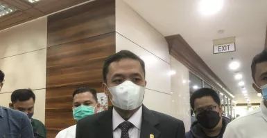 Suara Lantang Habiburokhman: Tembak Kepala Herry Wirawan
