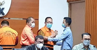 Hakim PN Surabaya Itong Isnaeni Emosi di Gedung KPK, Bikin Heboh