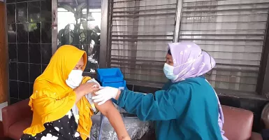 Manuver Top Anak Buah Anies Baswedan, Vaksinasi Masif