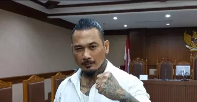 Konflik Memanas, Jerinx Ingin Lihat Adam Deni Pakai Rompi Oranye