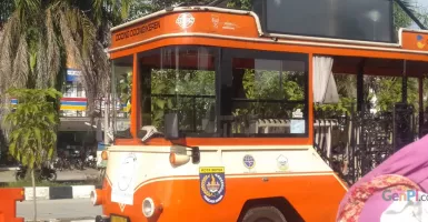Asyik, Bus Oren Jadi Transportasi Murah Keliling Kota Depok