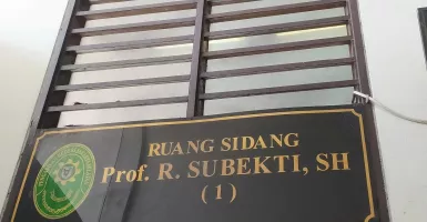 Sidang Kasus CPNS Bodong Anak Nia Daniaty Molor di PN Jaksel