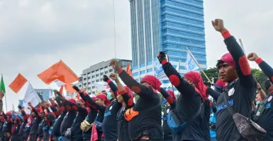 Lantang, Ini 18 Tuntutan Pekerja dalam Demo Buruh May Day Fiesta