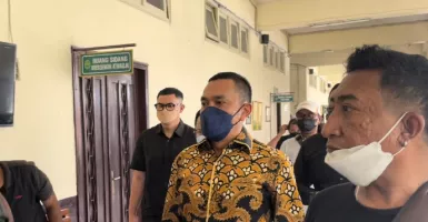 Anggota DPR Ahmad Sahroni Blak-blakan, Bikin Adam Deni Dibui
